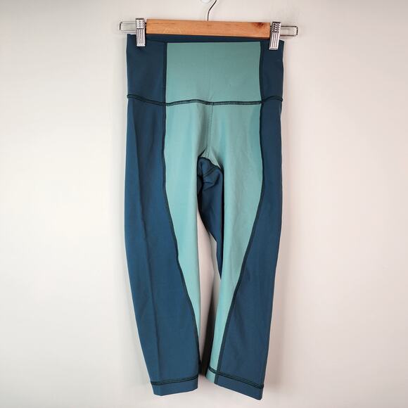 Lululemon Wunder Under Crop High-Rise Curve 17" Frosted Pine Green Jasper Size 4 - Picture 3 of 8